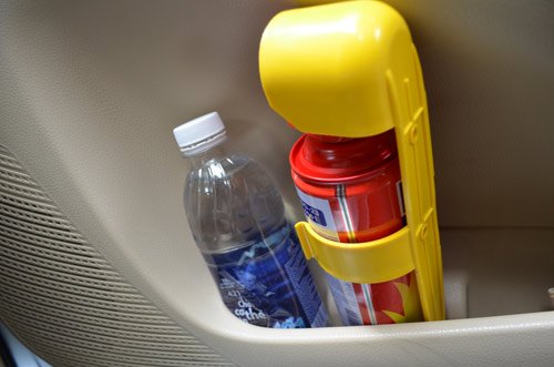 Người dân nên đặt bình cứu hỏa ở cánh cửa (gần ghế trước) thuận tiện cho việc chữa cháy