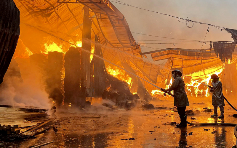 Giải pháp nào hạn chế tác động tới môi trường sau các vụ cháy? - Báo Công an Nhân dân điện tử