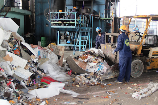 Thu gom và xử lý rác thải công nghiệp - Thu Mua Phế Liệu